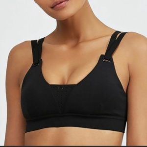Bandier DLC Combat Sports Bra Black Size Small
